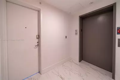 16385 Biscayne Blvd #417, North Miami Beach, FL 33160 - Photo 36