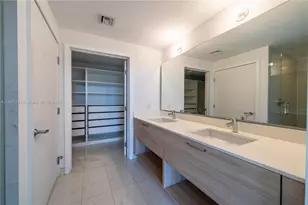 16385 Biscayne Blvd, North Miami Beach, FL 33160 - Photo 24