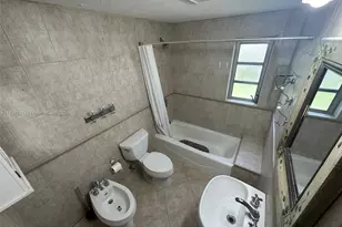 3621 Ponce de Leon Blvd, Coral Gables, FL 33134 - Photo 14