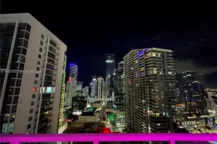 41 SE 5th St, Miami, FL 33131 - Photo 2