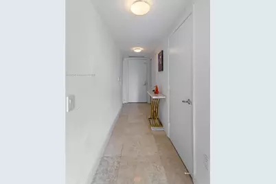 41 SE 5th St #2008, Miami, FL 33131 - Photo 6
