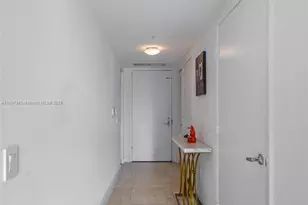 41 SE 5th St, Miami, FL 33131 - Photo 6