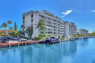 1650 NE 115th St, Miami, FL 33181 - Photo 12