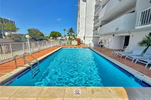 1650 NE 115th St, Miami, FL 33181 - Photo 16