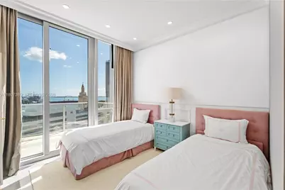 851 NE 1st Ave #1409, Miami, FL 33132 - Photo 14