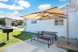 115 SE 2nd St, Hallandale Beach, FL 33009 - Photo 10