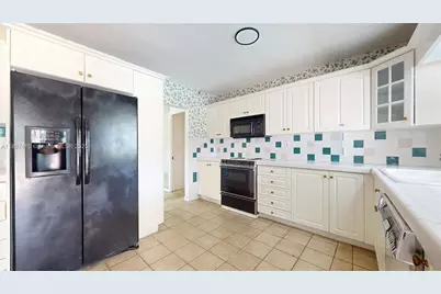 17535 SW 91st Ave, Palmetto Bay, FL 33157 - Photo 6