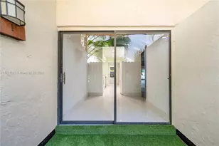 19412 NE 26th Ave, Miami, FL 33180 - Photo 8