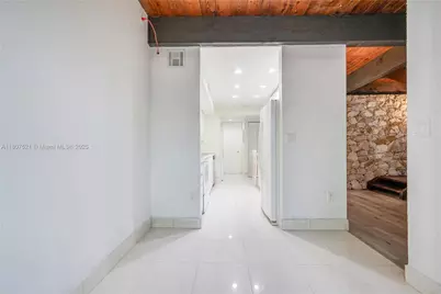 19412 NE 26th Ave #143B, Miami, FL 33180 - Photo 4
