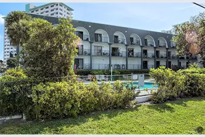 4013 N Ocean Drive #102, Lauderdale by the Sea, FL 33308 - Photo 4