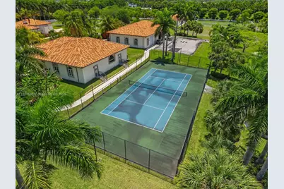 18451 SW 158th St, Miami, FL 33187 - Photo 44