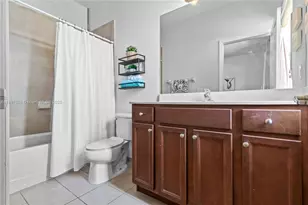 3508 W 88th Terrace, Hialeah, FL 33018 - Photo 16