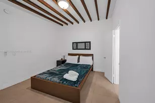 1044 SW 13th Ct, Miami, FL 33135 - Photo 8