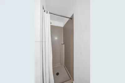1044 SW 13th Ct #1, Miami, FL 33135 - Photo 6