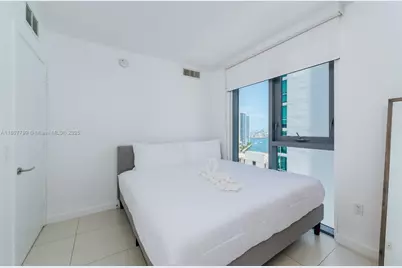 31 SE 6th St #2408, Miami, FL 33131 - Photo 10