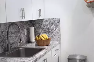 8260 SW 210th St, Cutler Bay, FL 33189 - Photo 4