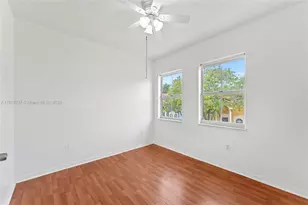 10819 NW 51st Ln, Doral, FL 33178 - Photo 16