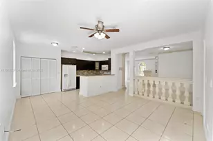 10819 NW 51st Ln, Doral, FL 33178 - Photo 8