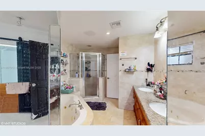 3920 NW 36th Ave, Lauderdale Lakes, FL 33309 - Photo 18