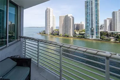 325 S Biscayne Blvd #1521, Miami, FL 33131 - Photo 50