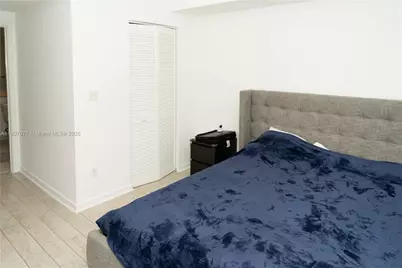 325 S Biscayne Blvd #1521, Miami, FL 33131 - Photo 38