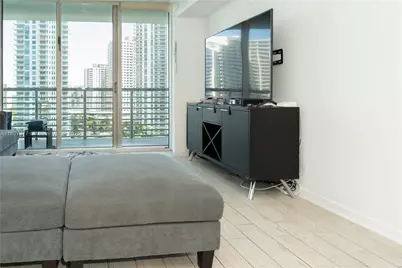 325 S Biscayne Blvd #1521, Miami, FL 33131 - Photo 20