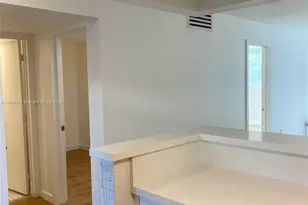 716 Michigan Ave, Miami Beach, FL 33139 - Photo 12