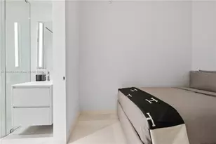 300 Biscayne Blvd Way, Miami, FL 33131 - Photo 36