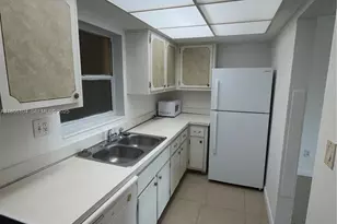 7410 SW 82nd St, Miami, FL 33143 - Photo 8
