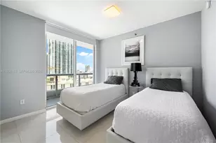 485 Brickell Ave, Miami, FL 33131 - Photo 12