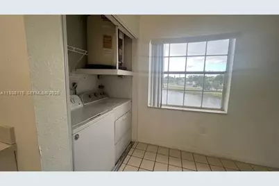 2881 N Oakland Forest Dr #309, Oakland Park, FL 33309 - Photo 14