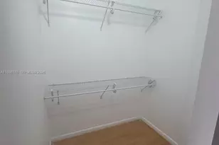 2881 N Oakland Forest Dr, Oakland Park, FL 33309 - Photo 32