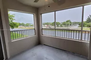 2881 N Oakland Forest Dr, Oakland Park, FL 33309 - Photo 16
