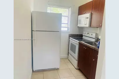 401 N Dixie Hwy #6, Hallandale Beach, FL 33009 - Photo 4