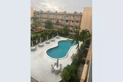 2145 Pierce St #422, Hollywood, FL 33020 - Photo 10