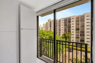 16919 N Bay Rd, Sunny Isles Beach, FL 33160 - Photo 12