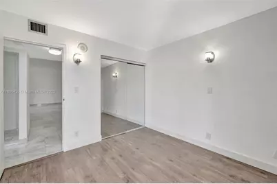 16919 N Bay Rd #521, Sunny Isles Beach, FL 33160 - Photo 22