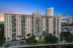19390 Collins Ave, Sunny Isles Beach, FL 33160 - Photo 12