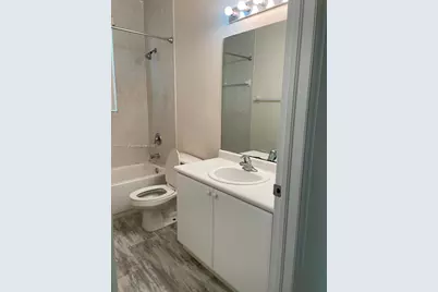 1652 SE 28th St #205, Homestead, FL 33035 - Photo 10