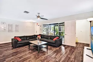 1245 Wiley St, Hollywood, FL 33019 - Photo 8