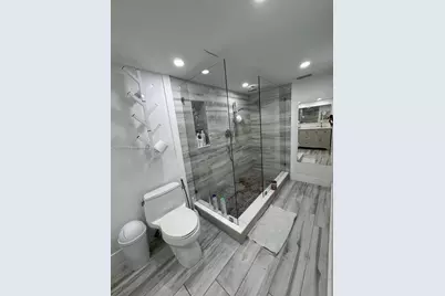 6423 Collins Ave #1001, Miami Beach, FL 33141 - Photo 14
