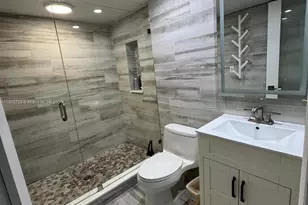 6423 Collins Ave, Miami Beach, FL 33141 - Photo 8