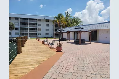 3600 NE 170th St #404, North Miami Beach, FL 33160 - Photo 30