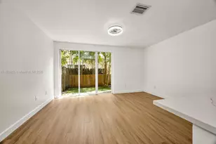 2928 SE 2nd St, Homestead, FL 33033 - Photo 10