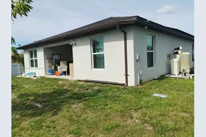 2116 5th Pl, Cape Coral, FL 33909 - Photo 24