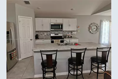 2116 5th Pl, Cape Coral, FL 33909 - Photo 10