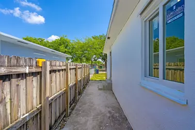 1246 Sharazad Blvd, Opa-Locka, FL 33054 - Photo 28