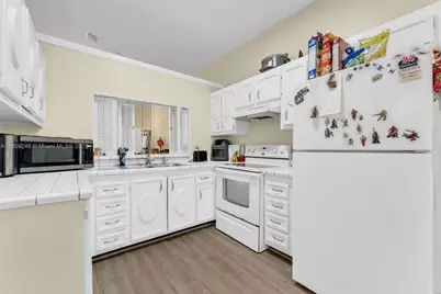 10813 SW 158th Ln, Miami, FL 33157 - Photo 14