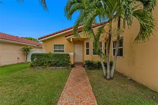 10813 SW 158th Ln, Miami, FL 33157 - Photo 2