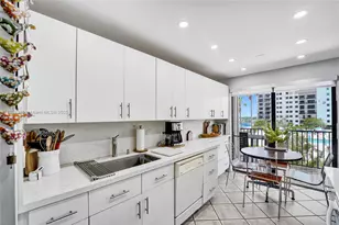 1201 S Ocean Dr, Hollywood, FL 33019 - Photo 2